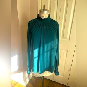 Banana Republic blouse in Emerald Green size XL